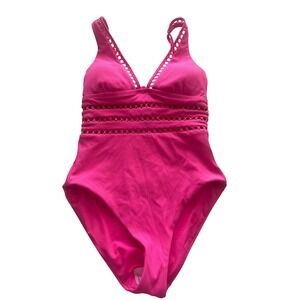 Becca Sample Piece MODERN EDGE ONE‎ PIECE Punch Size Small